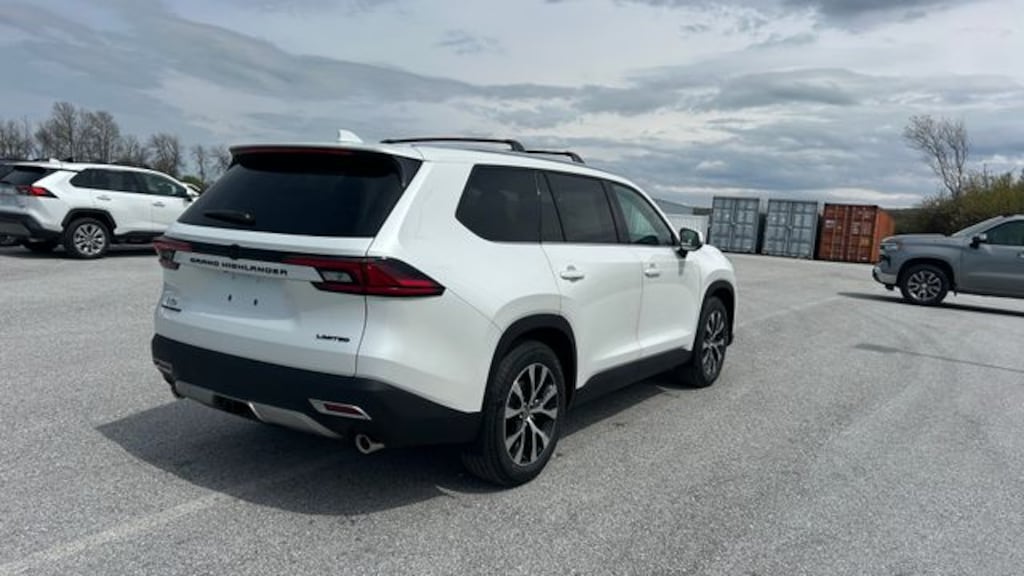 New 2026 Toyota Grand Highlander Hybrid Sport Utility