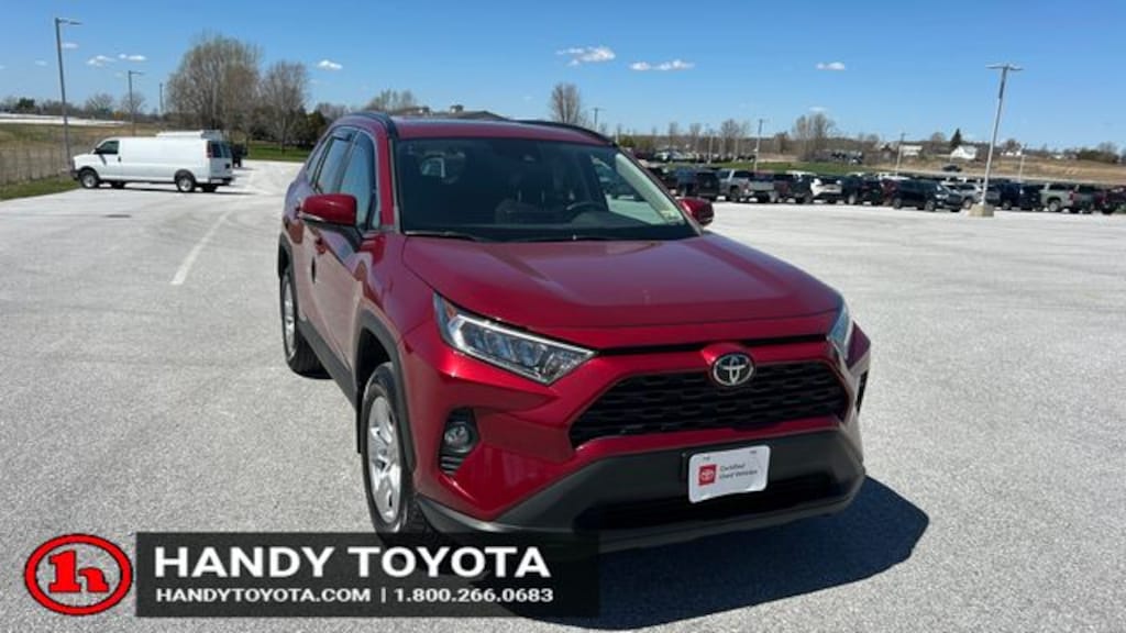 Used 2021 Toyota RAV4 XLE SUV
