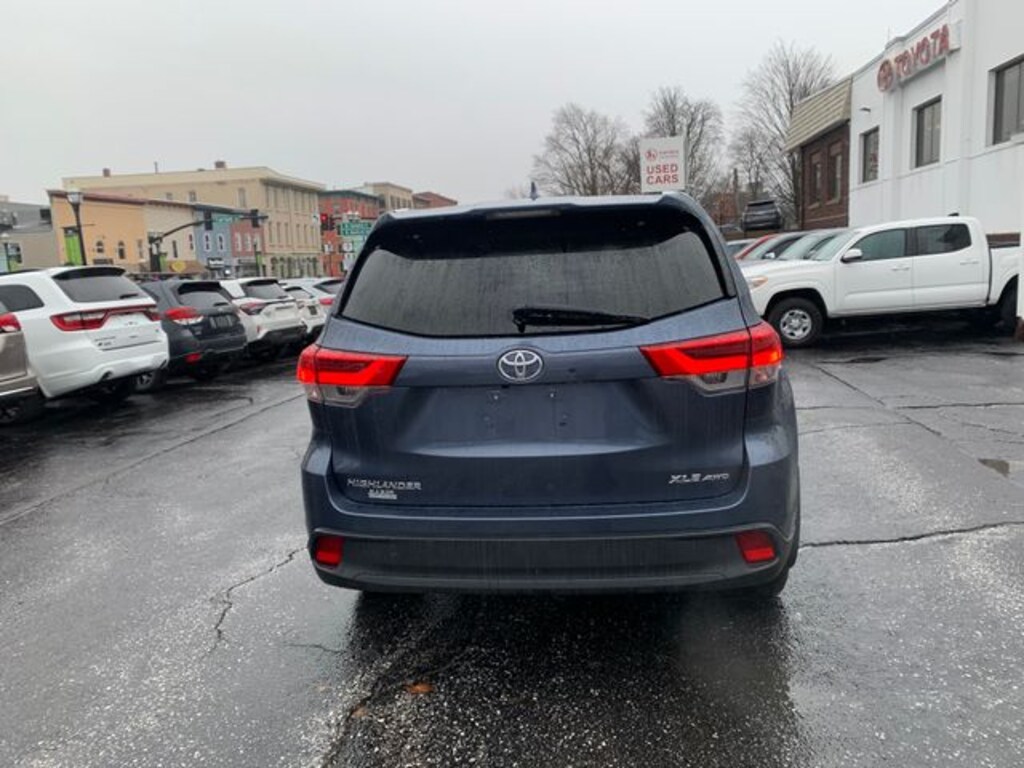 Used 2019 Toyota Highlander XLE SUV