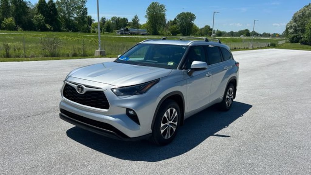 Used 2022 Toyota Highlander XLE SUV