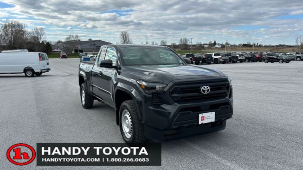 Used 2025 Toyota Tacoma SR Truck
