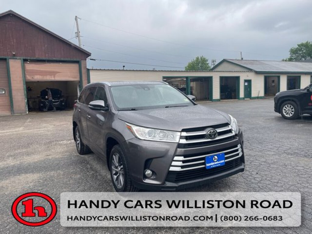 Used 2017 Toyota Highlander XLE SUV