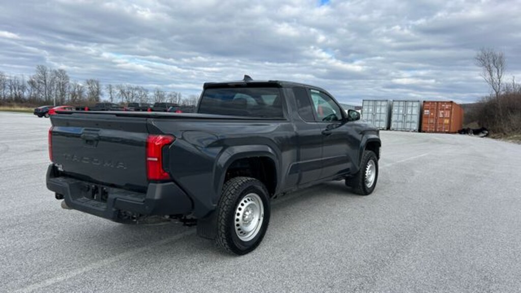 Used 2025 Toyota Tacoma SR Truck