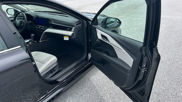 2026 Toyota Camry XLE - Photo 34