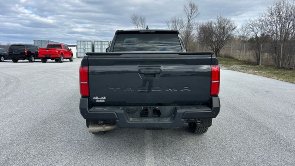 Used 2025 Toyota Tacoma SR Truck
