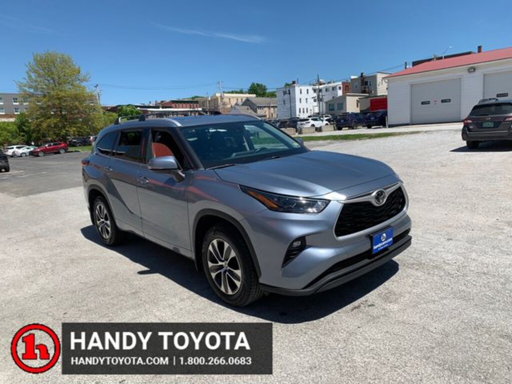Used 2022 Toyota Highlander XLE SUV