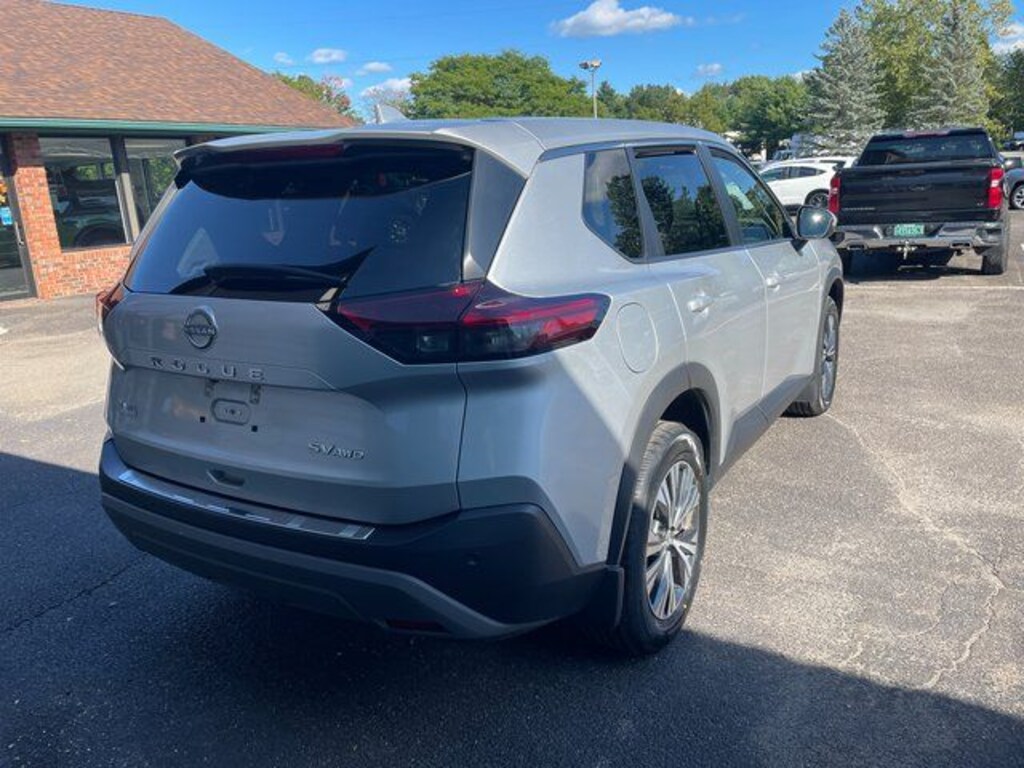 Used 2022 Nissan Rogue SV SUV