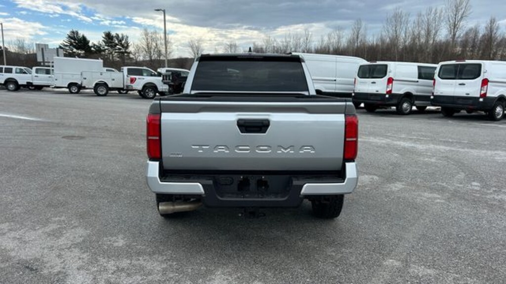 Used 2025 Toyota Tacoma SR5 Truck