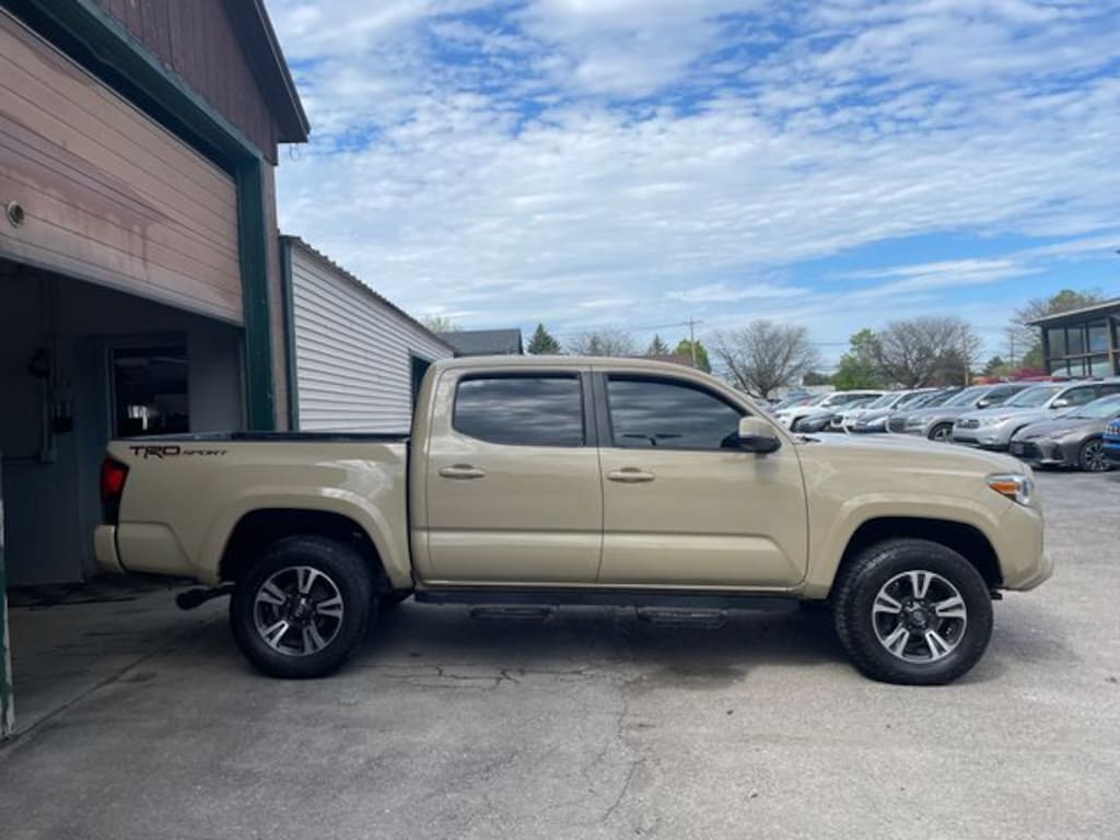 Used 2019 Toyota Tacoma TRD Sport Truck