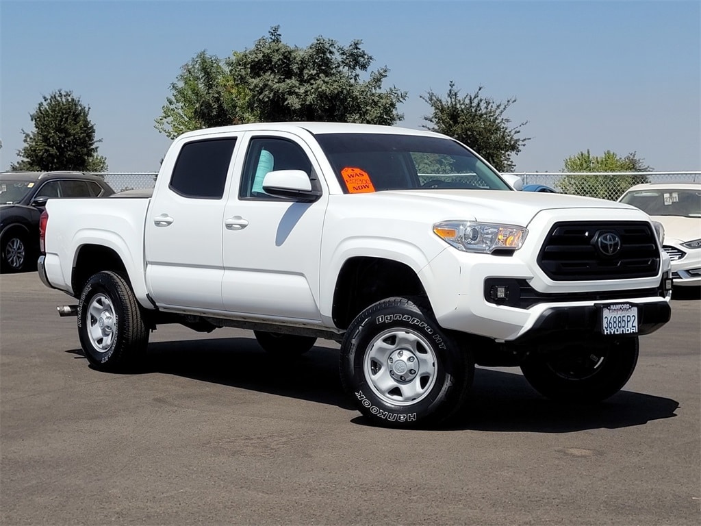 Used 2019 Toyota Tacoma SR with VIN 3TMCZ5AN7KM277819 for sale in Hanford, CA