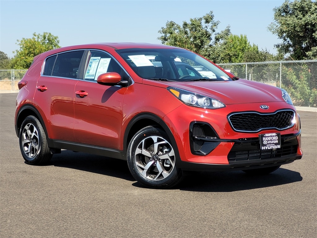 Used 2020 Kia Sportage LX with VIN KNDPM3AC3L7722264 for sale in Hanford, CA