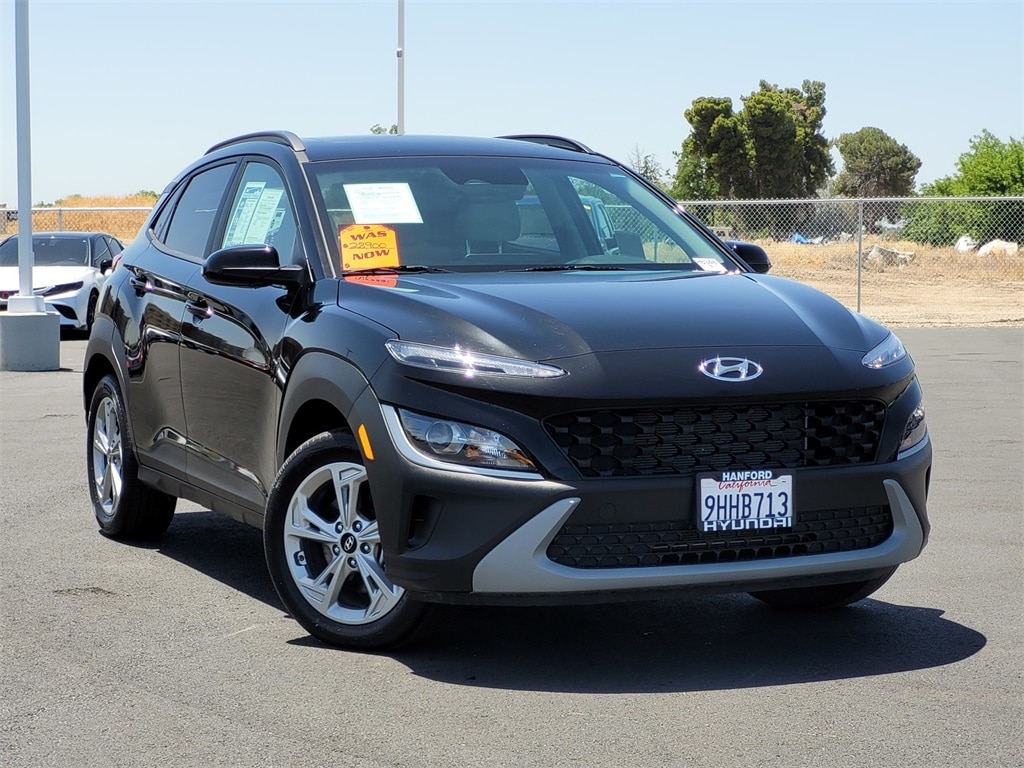 Used 2023 Hyundai Kona SEL with VIN KM8K3CABXPU047276 for sale in Hanford, CA