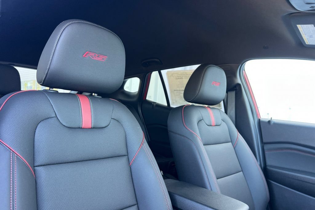 2026 Chevrolet Trax RS - Photo 14