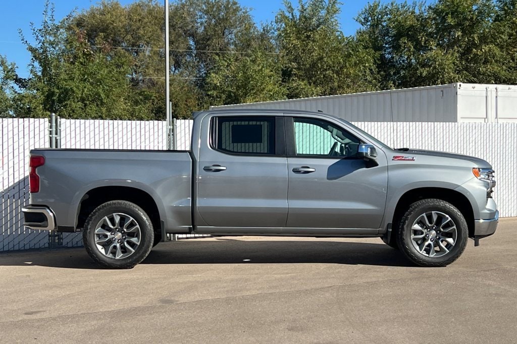 New 2026 Chevrolet Silverado 1500 LT Truck