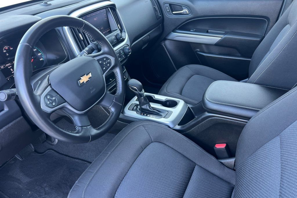 2022 Chevrolet Colorado LT - Photo 7