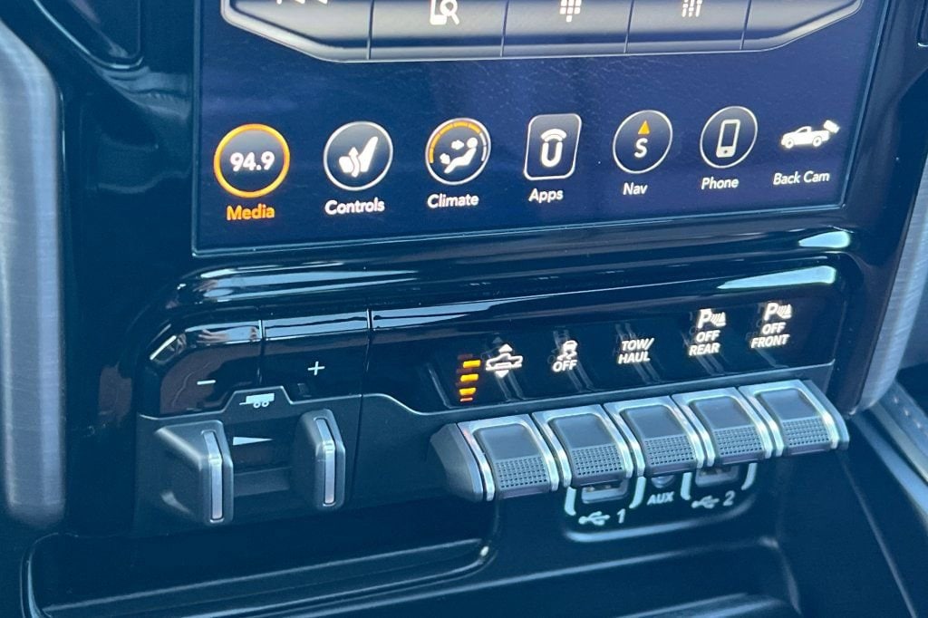 2021 RAM Ram 1500 Pickup Longhorn - Photo 17