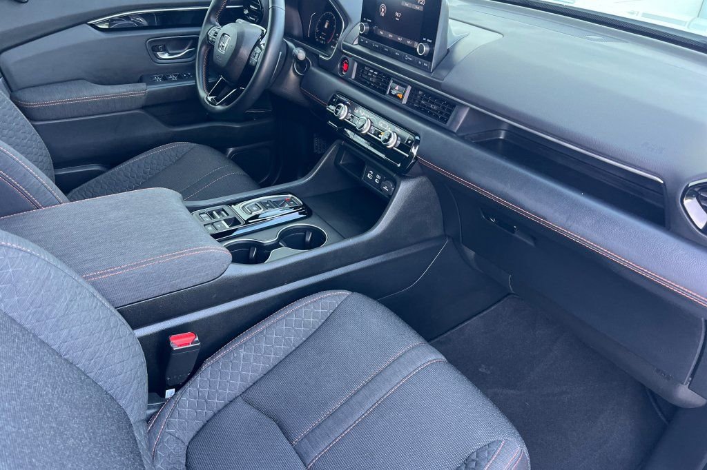2025 Honda Pilot Sport - Photo 14