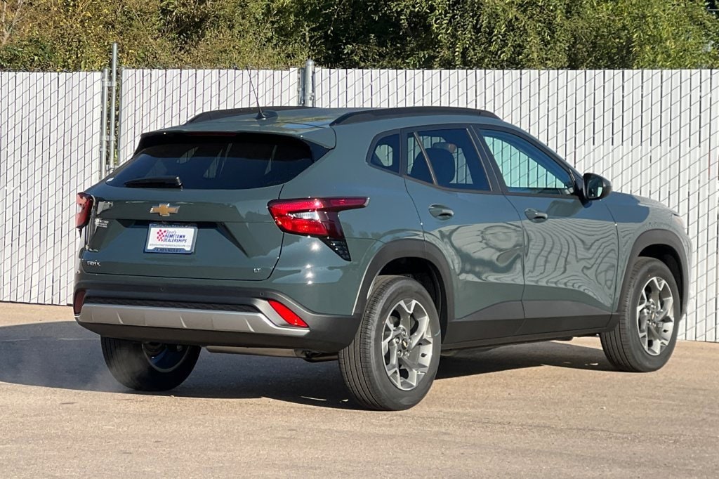New 2026 Chevrolet Trax LT SUV