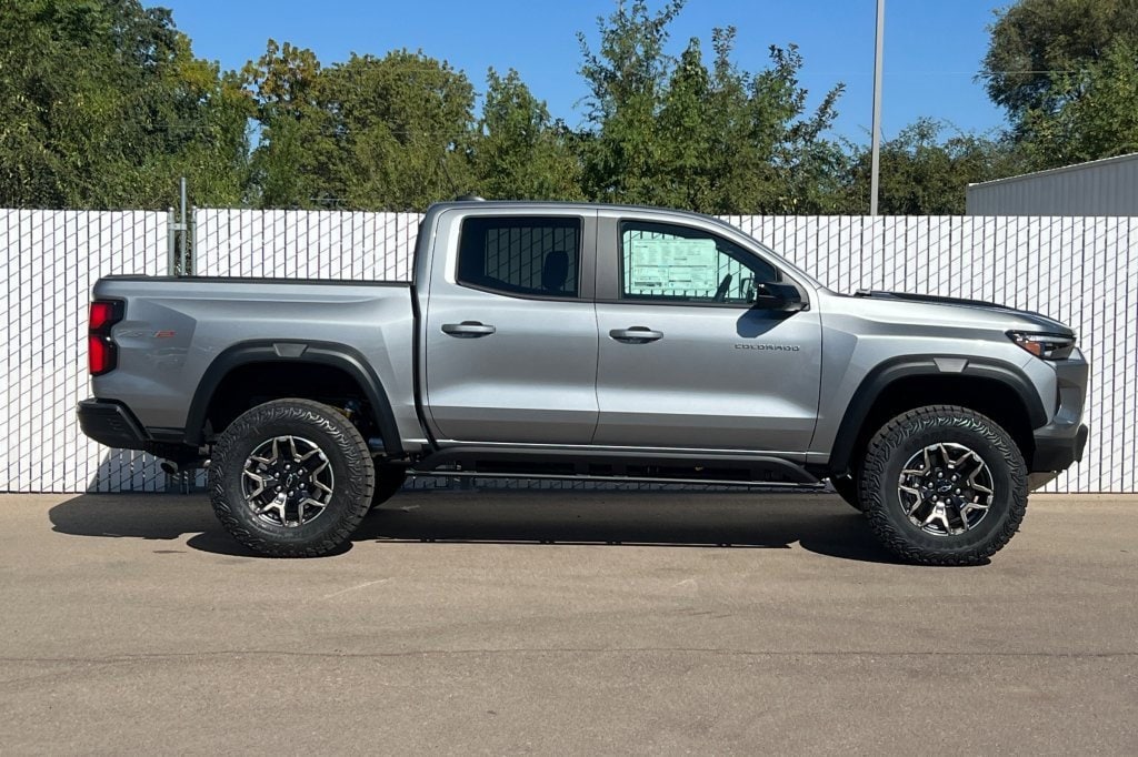 New 2026 Chevrolet Colorado ZR2 Truck