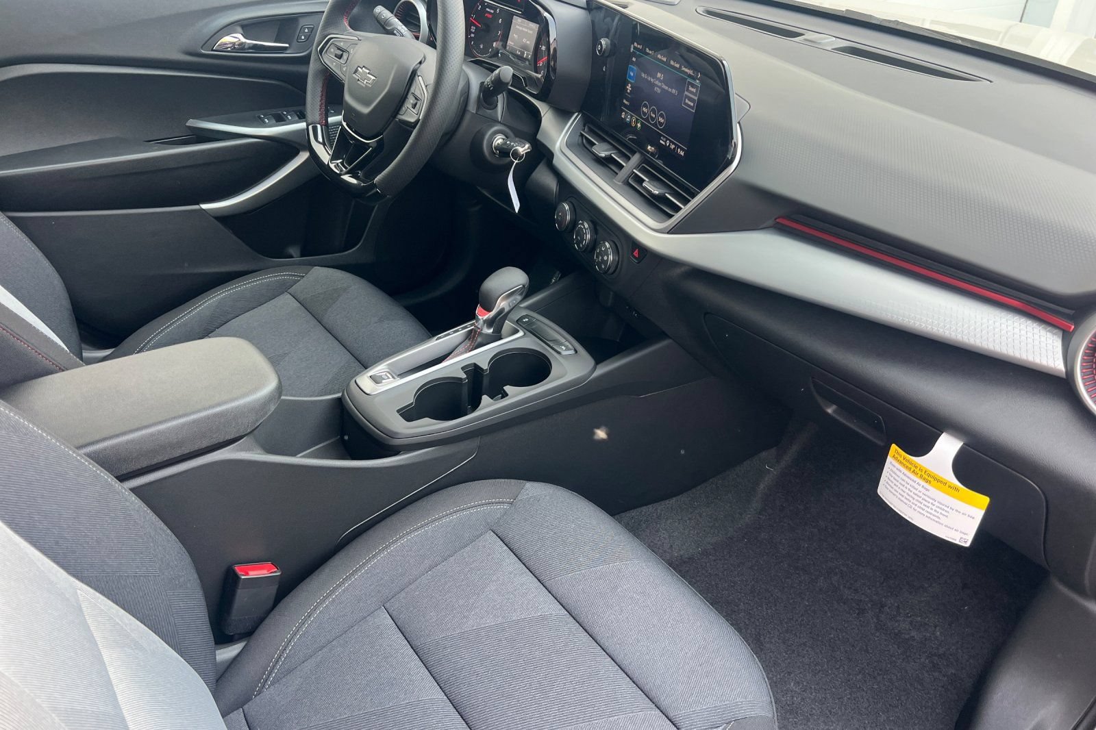 2026 Chevrolet Trax RS - Photo 13