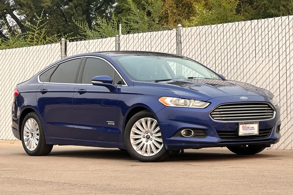 Used 2016 Ford Fusion Energi SE Luxury with VIN 3FA6P0PU1GR387303 for sale in Fruitland, ID