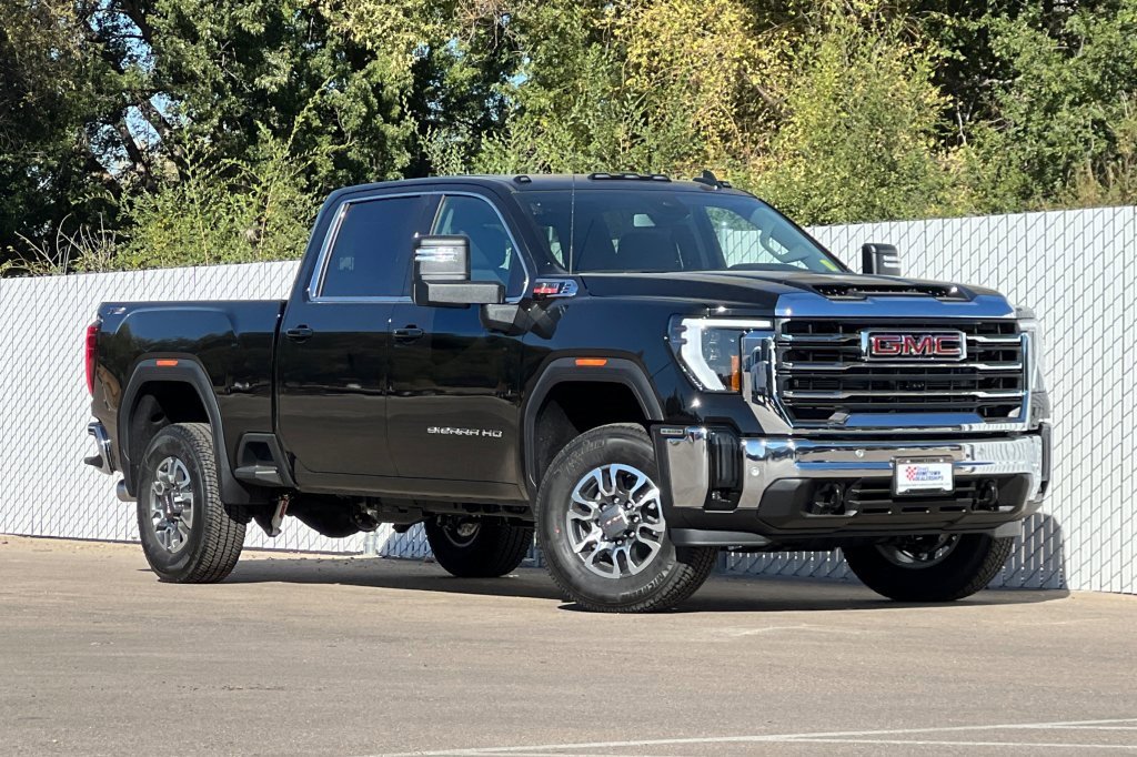 2025 Gmc Sierra 2500 HD SLE photo 2
