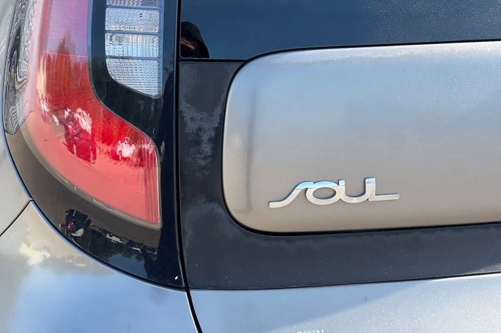 2015 Kia Soul + - Photo 21