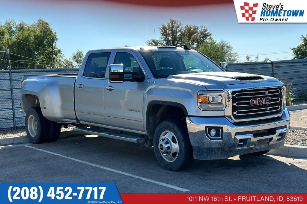2017 GMC Sierra 4WD Crew Cab Standard Box SLT's photo