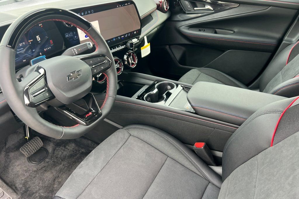 2026 Chevrolet Blazer EV RS - Photo 7