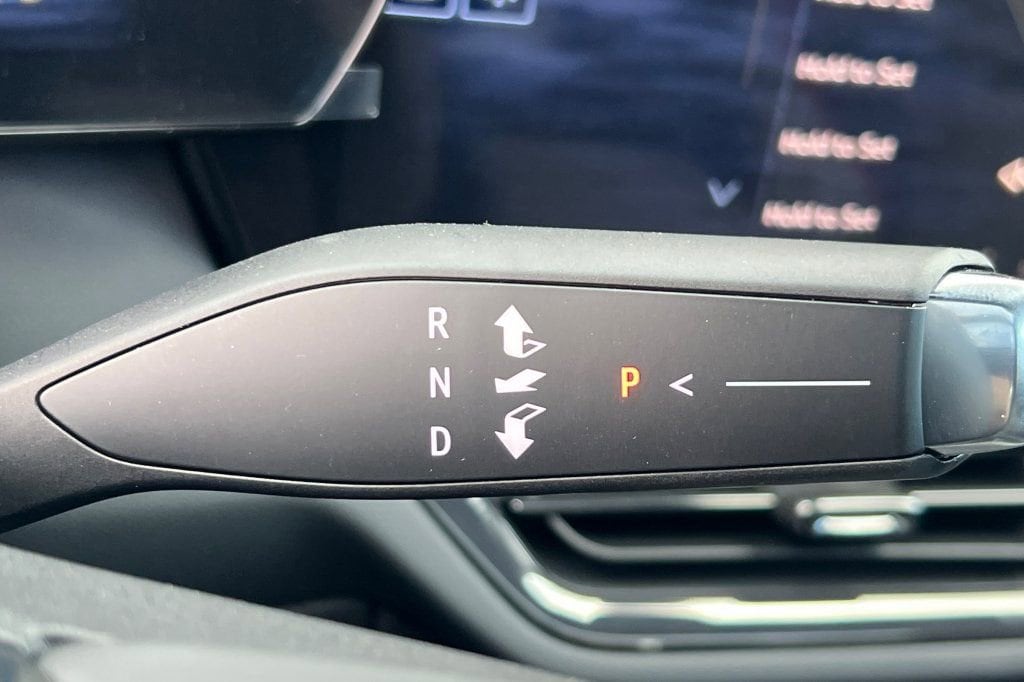 2025 Chevrolet Equinox EV RS - Photo 19