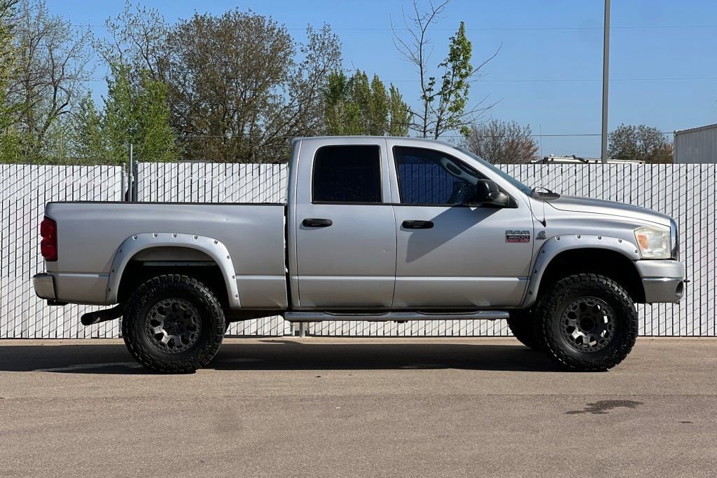 2008 Dodge Ram 3500 Pickup SLT - Photo 3