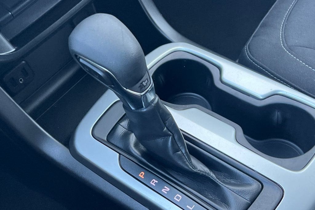 2022 Chevrolet Colorado LT - Photo 17