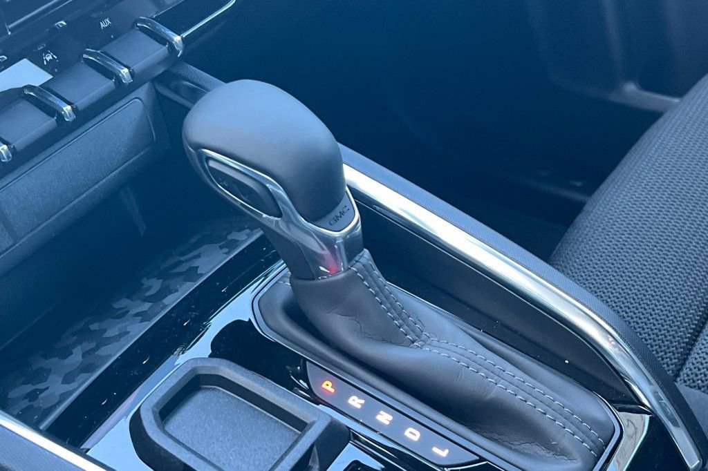 2025 GMC Canyon Elevation - Photo 18