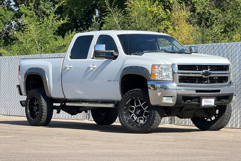 Used 2008 Chevrolet Silverado 2500HD LTZ with VIN 1GCHK23608F187726 for sale in Fruitland, ID
