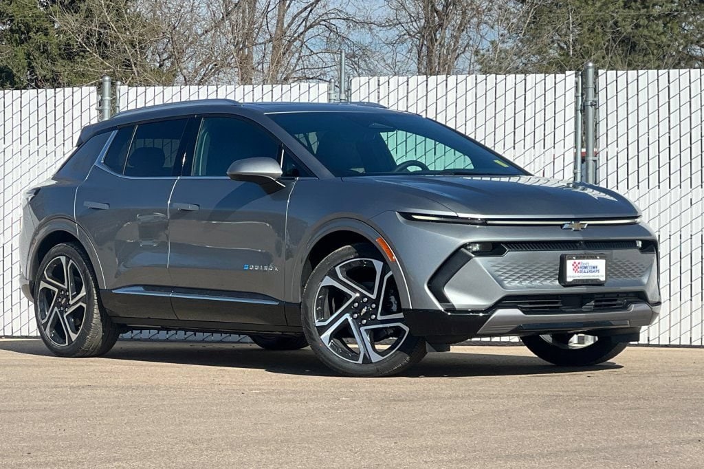 2026 Chevrolet Equinox EV 2LT - Photo 2