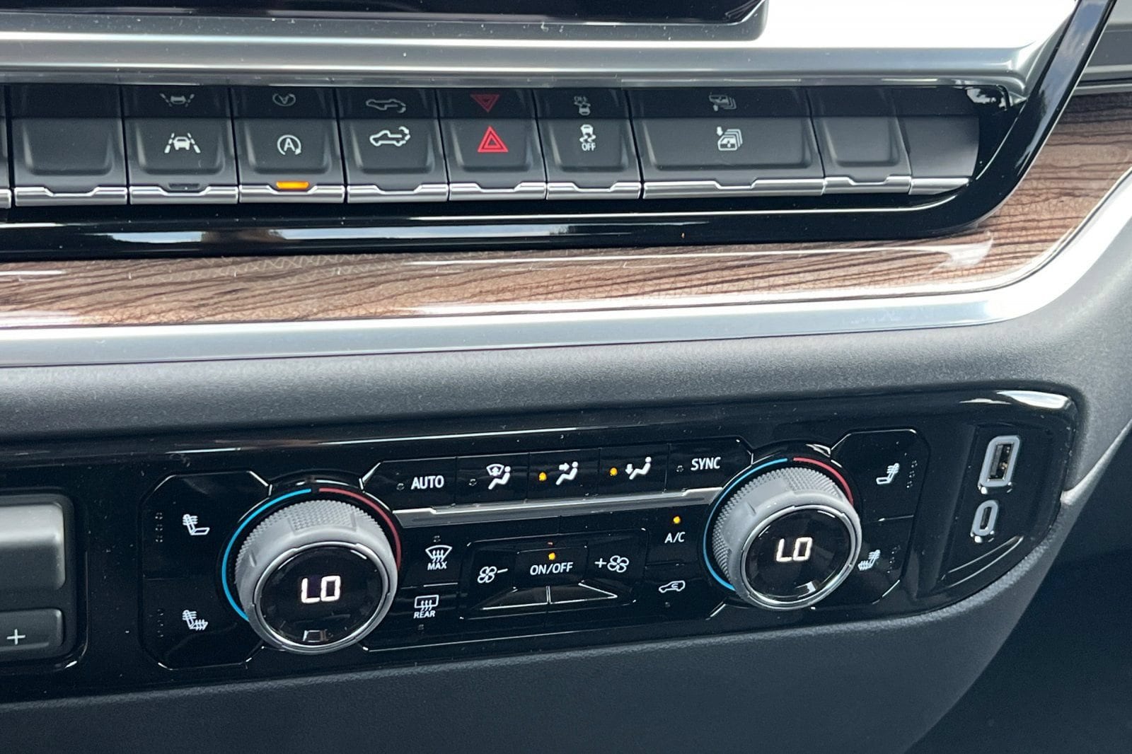 2026 Chevrolet Silverado 1500 LT - Photo 17