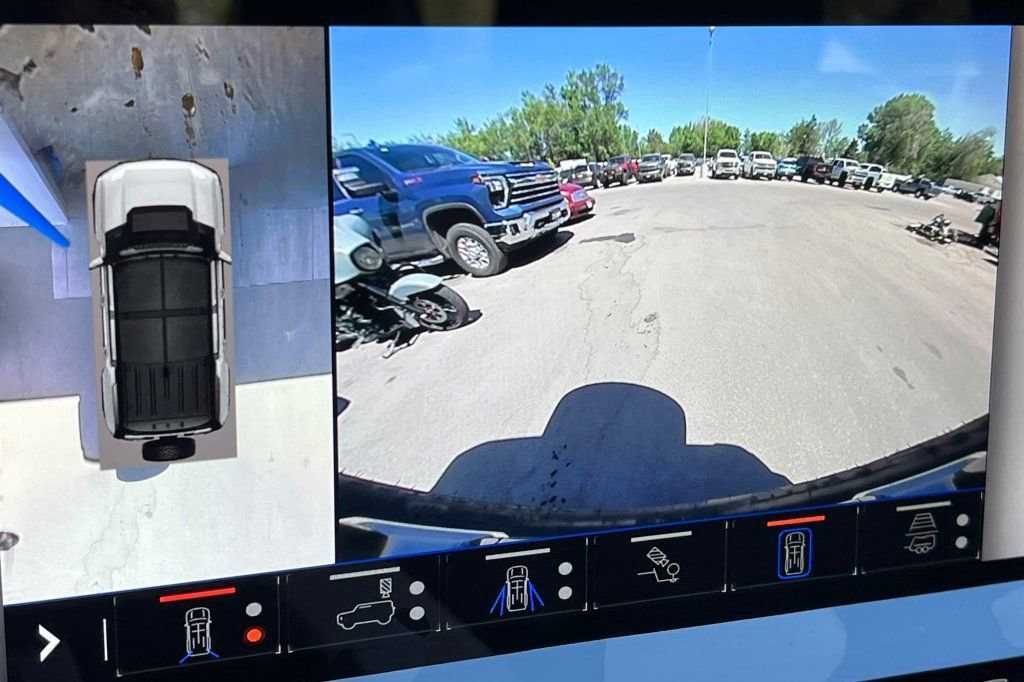 2025 GMC HUMMER EV 3X - Photo 17