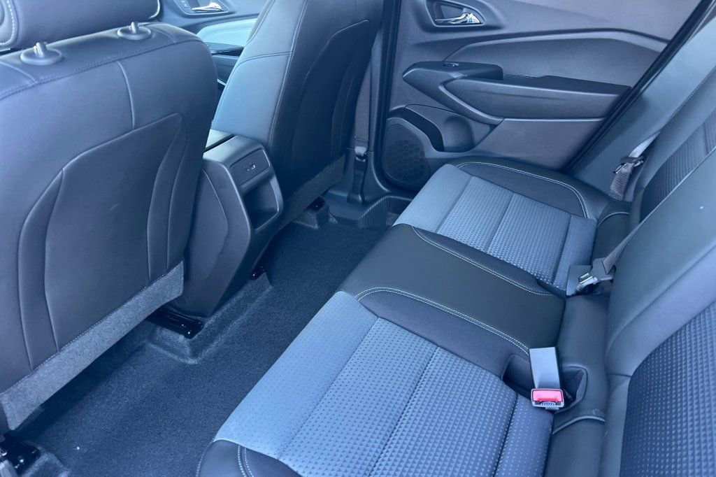 2026 Chevrolet Trax LT - Photo 9