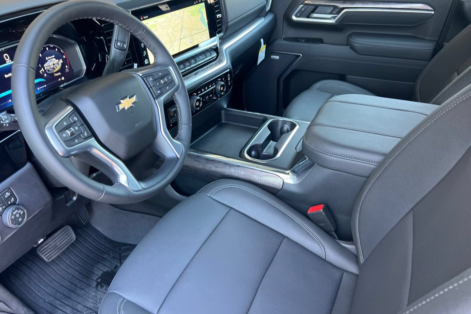 2026 Chevrolet Silverado 2500 HD LTZ - Photo 7