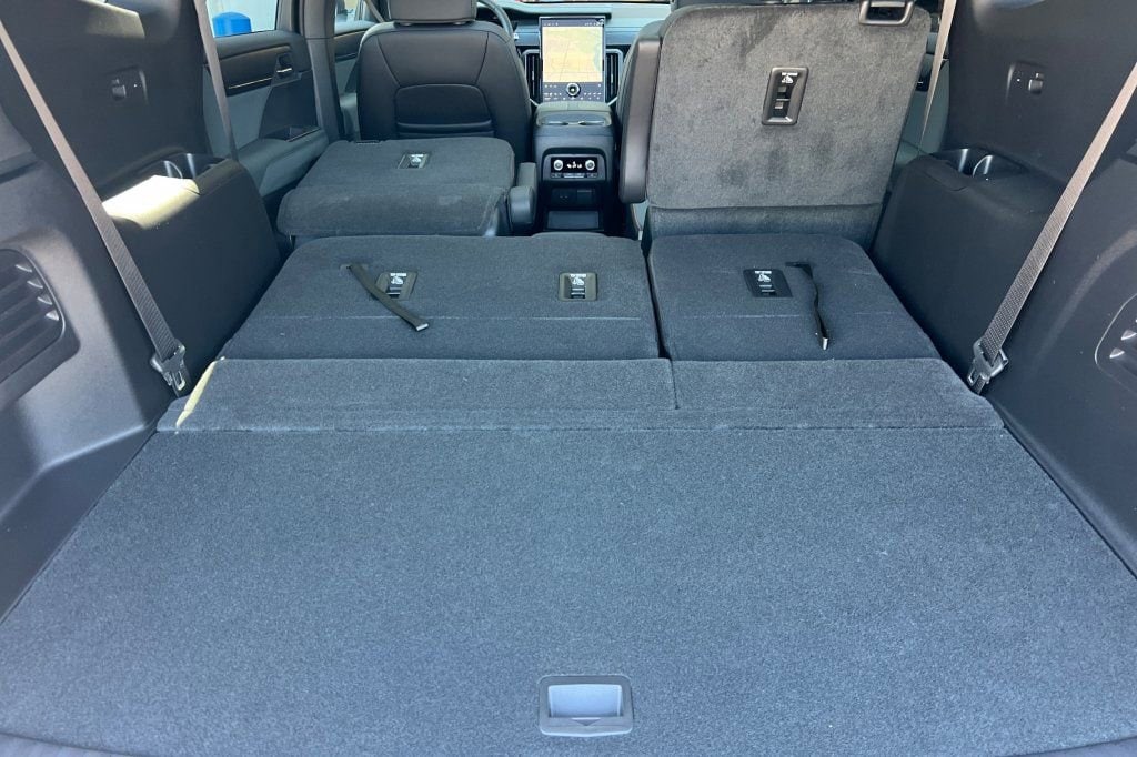 2026 GMC Acadia AT4 - Photo 13