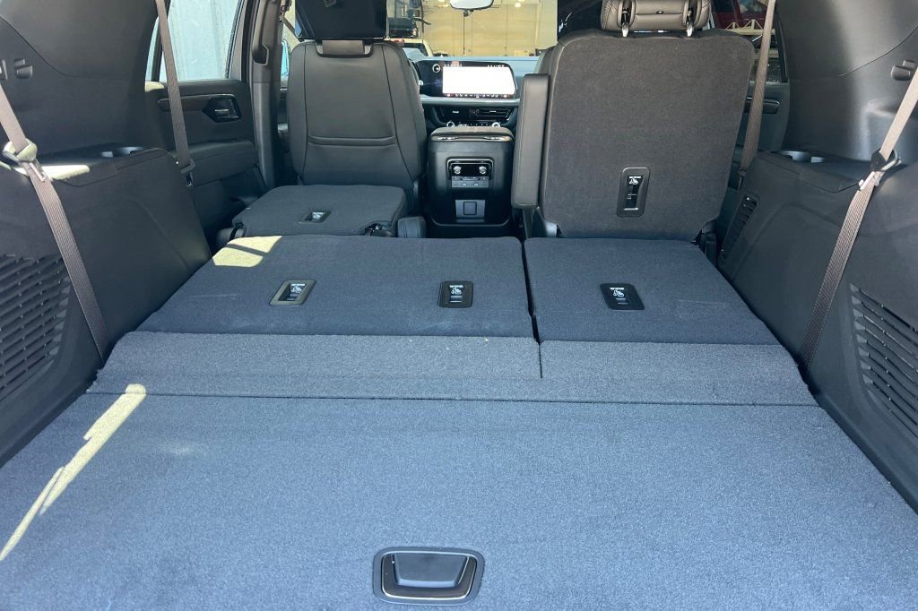 2026 Chevrolet Tahoe High Country - Photo 14