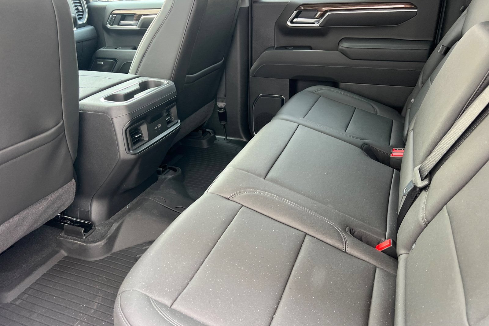 2026 Chevrolet Silverado 1500 RST - Photo 9