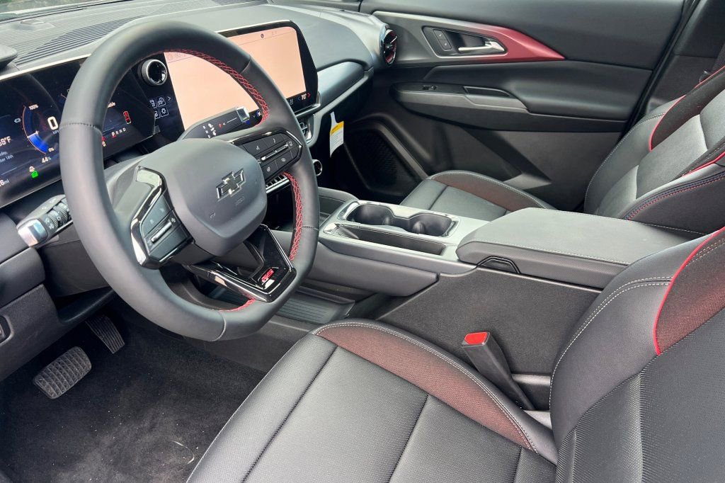 2025 Chevrolet Equinox EV RS - Photo 7