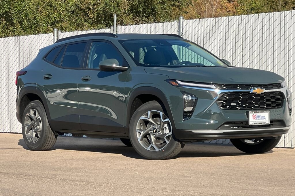 New 2026 Chevrolet Trax LT SUV