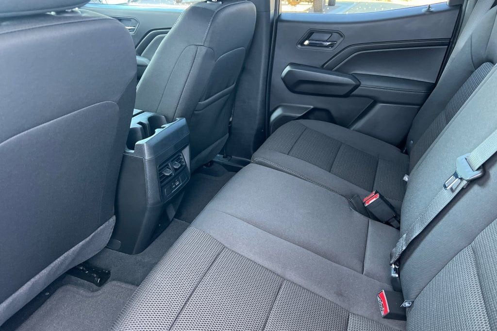 2025 GMC Canyon Elevation - Photo 9