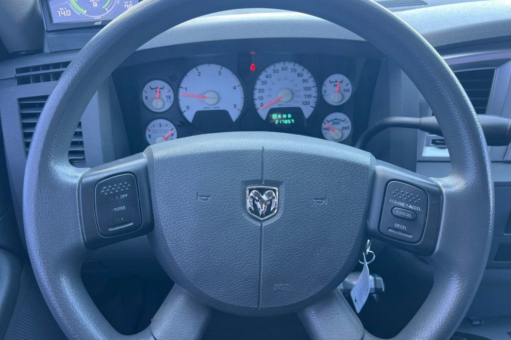 2008 Dodge Ram 3500 Pickup SLT - Photo 18