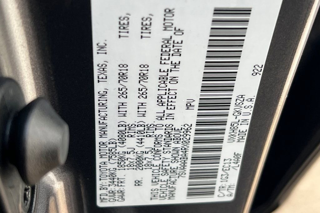 2024 Toyota Sequoia SR5 - Photo 25