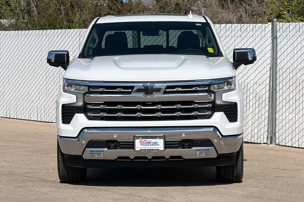 2026 Chevrolet Silverado 1500 LTZ - Photo 6