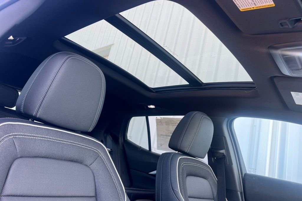 2026 Chevrolet Equinox EV 2LT - Photo 13