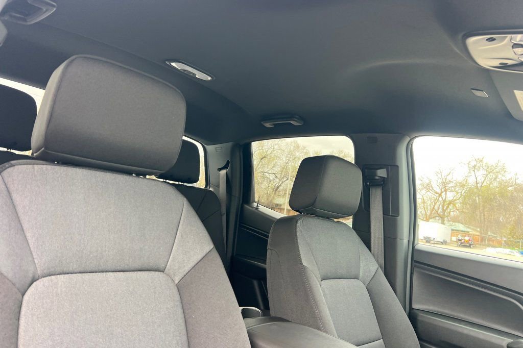2026 Chevrolet Colorado Work Truck - Photo 13